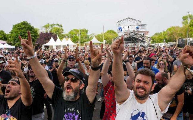 Público en el Azkena Rock Festival de 2022