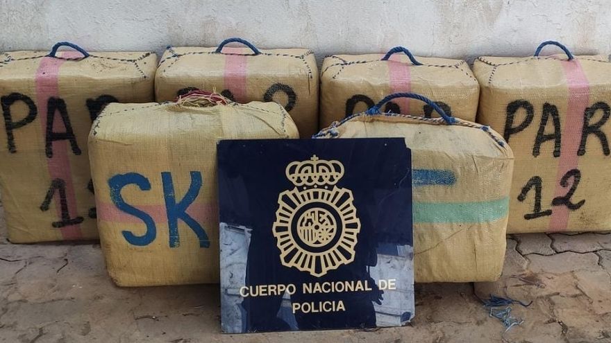 Tres detenidos y más de 200 kilos de hachís intervenidos en La Línea.