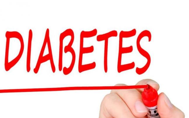 Los alimentos que contienen azúcares de absorción rápida no son recomendables en caso de diabetes. Los alimentos que contienen azúcares de absorción rápida no son recomendables en caso de diabetes.