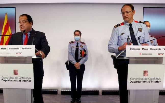 El conseller Joan Ignasi Elena y Josep Maria Estela, en una comparecencia conjunta.