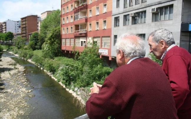 Vistas del río Nervión a su paso por Llodio.