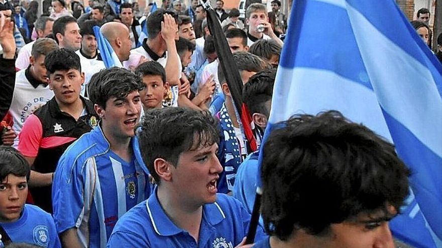 Cintruénigo celebrór por las calles el ascenso del Cirbonero.