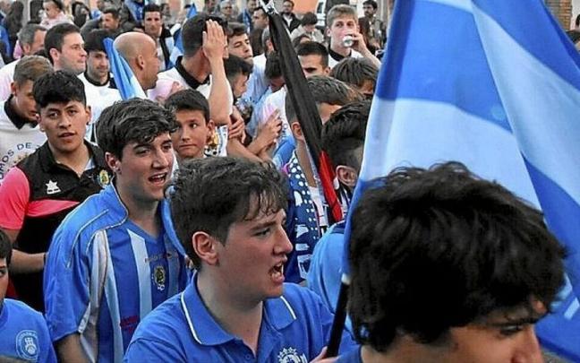 Cintruénigo celebrór por las calles el ascenso del Cirbonero.