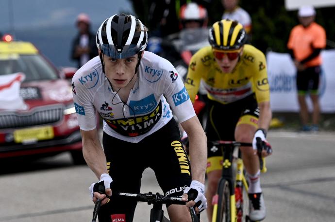 Jonas Vingegaard, ciclista del Jumbo, ataca a Pogacar en el Mont Ventoux durante el pasado Tour.
