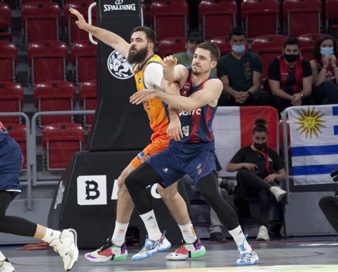 Marinkovic pelea por la posición con Dubljevic en el último Baskonia-Valencia