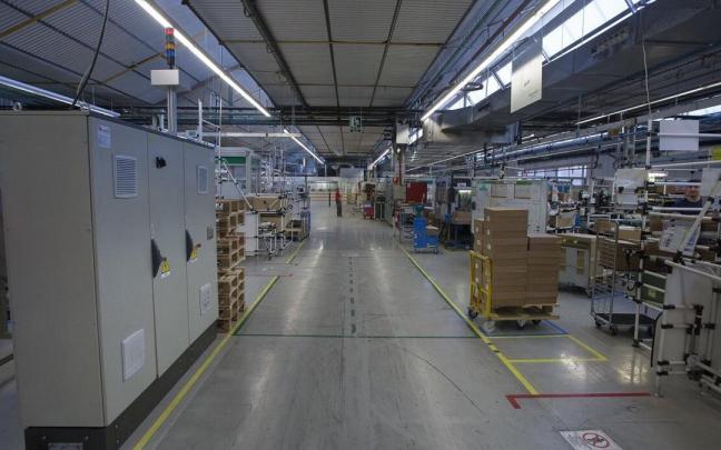 Interior de la planta de Schneider Electric en Puente la Reina. Interior de la planta de Schneider Electric en Puente la Reina.