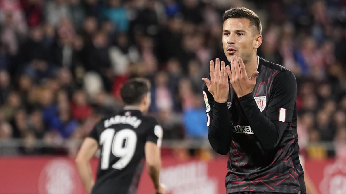 Guruzeta celebra el gol del honor conseguido ante el Girona.