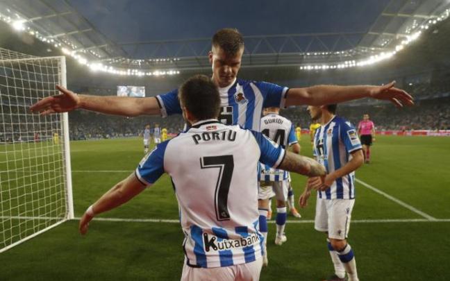 Imagen del último encuentro entre la Real y el Cádiz disputado en Anoeta.