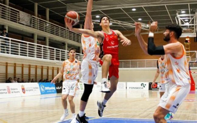 Un lance del partido del sábado en Arrosadia.