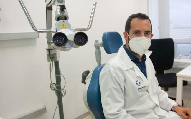 Asier Lekue, en su consulta del Hospital Universitario Araba (HUA) Asier Lekue, en su consulta del Hospital Universitario Araba (HUA)