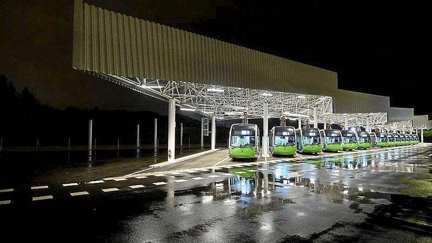 La flota del BEI estrena las nuevas instalaciones eléctricas de Tuvisa