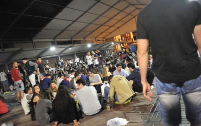 Ertzaintza y policías locales velarán para evitar botellones y otras aglomeraciones.