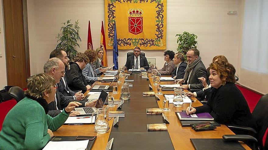 Reunión de la mesa y junta de portavoces del Parlamento, ayer.