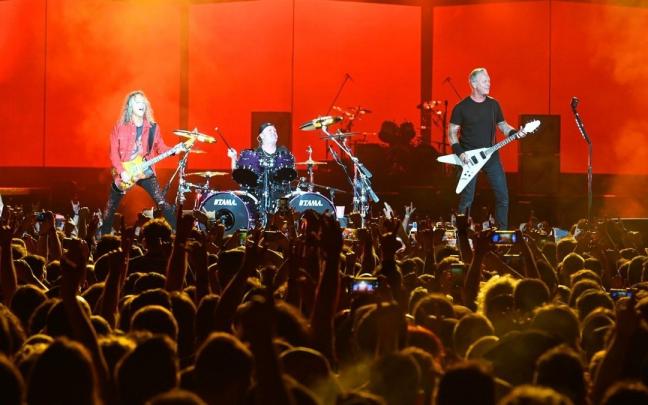 Metallica 'descarga' en San Mamés Metallica 'descarga' en San Mamés