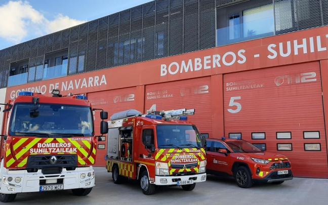 Tres de los nuevos veh&iacute;culos del Servicio de Bomberos.