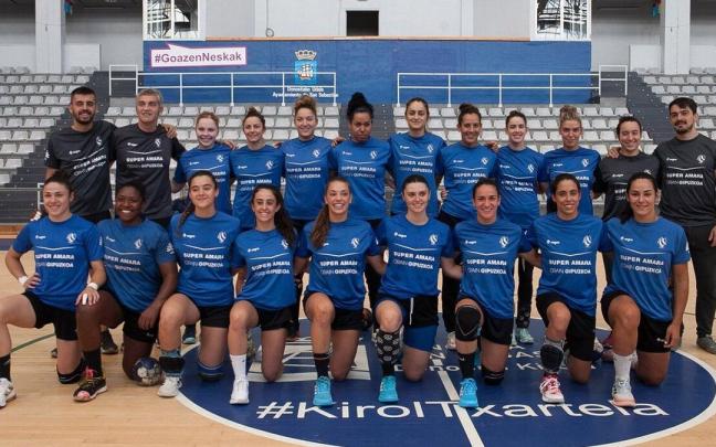 La habitual foto de pretemporada con la plantilla al completo.