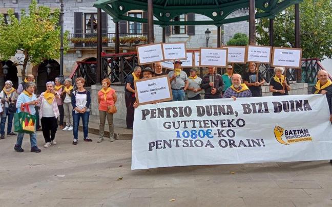Los pensionistas de Baztan-Bidasoa continuan con las movilizaciones.
