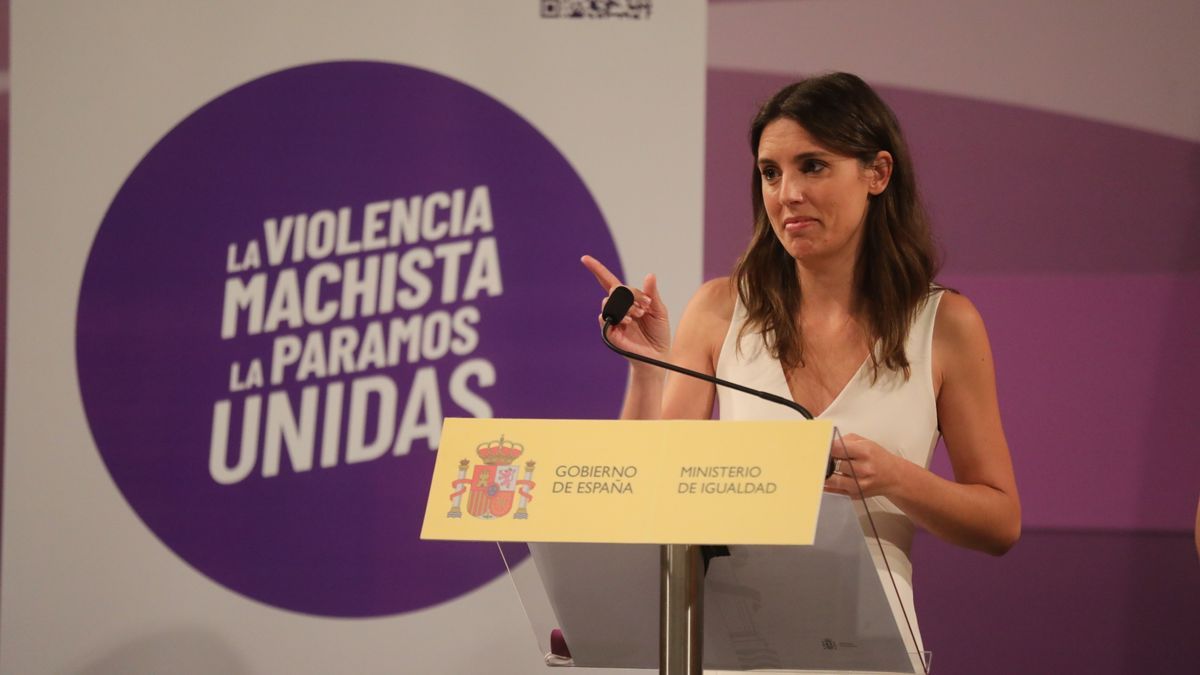 Presentación de la Iniciativa Punto Violeta en el Ministerio de Igualdad.