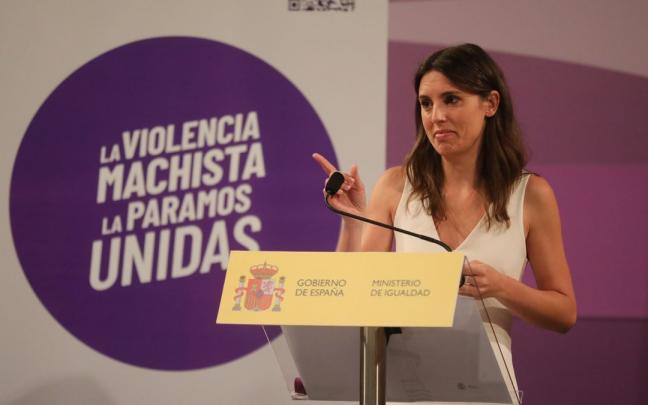 Presentación de la Iniciativa Punto Violeta en el Ministerio de Igualdad.