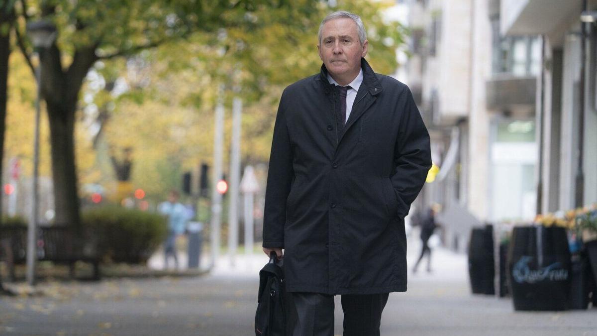 El presidente del Grupo Mondragon, Iñigo Ucín, en una calle de Donostia.