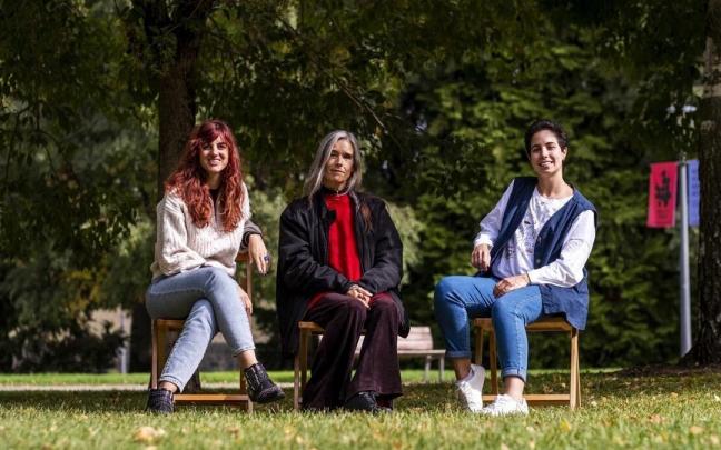 De i a d, Edurne Arizu, Inés Boza y Tamara Hurteza, retratadas en la Ciudadela.