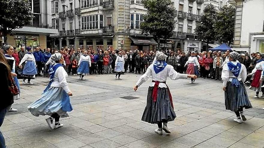 Actuación en el Kantuz Dantzaz de mayo de 2019.