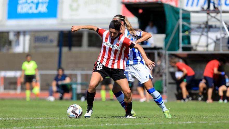 Imagen del derbi entre el Athletic y la Real Sociedad disputado el pasado agosto con motivo de la Euskal Herria Kopa.