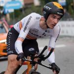 Pello Bilbao intentará repetir victoria en el estatal de crono de este viernes.