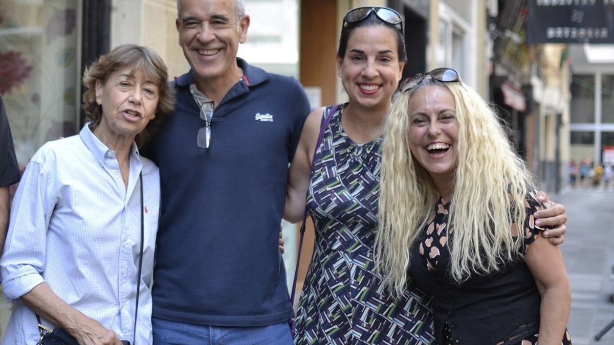 Taberna Ibiltaria, Mikel Zeberio y Gorabide, reconocidos en las fiestas del Carmen en Indautxu