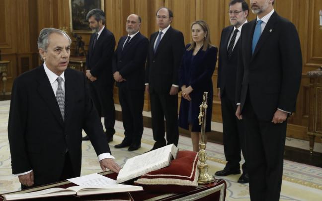 Alfredo Montoya durante la jura de su cargo como magistrado del Tribunal Constitucional. Alfredo Montoya durante la jura de su cargo como magistrado del Tribunal Constitucional.