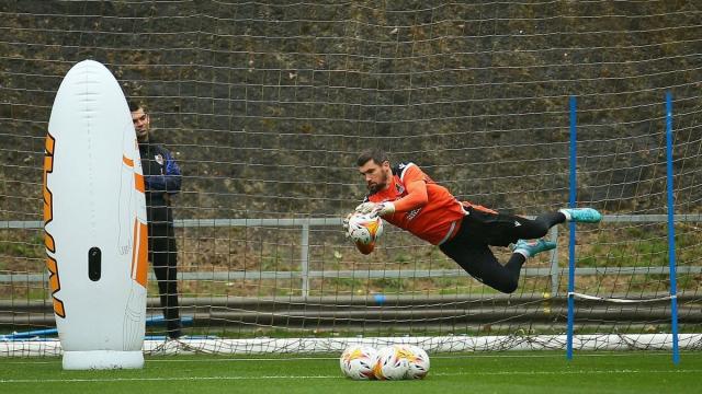 Mathew Ryan, en un entrenamiento en Zubieta. Mathew Ryan, en un entrenamiento en Zubieta.