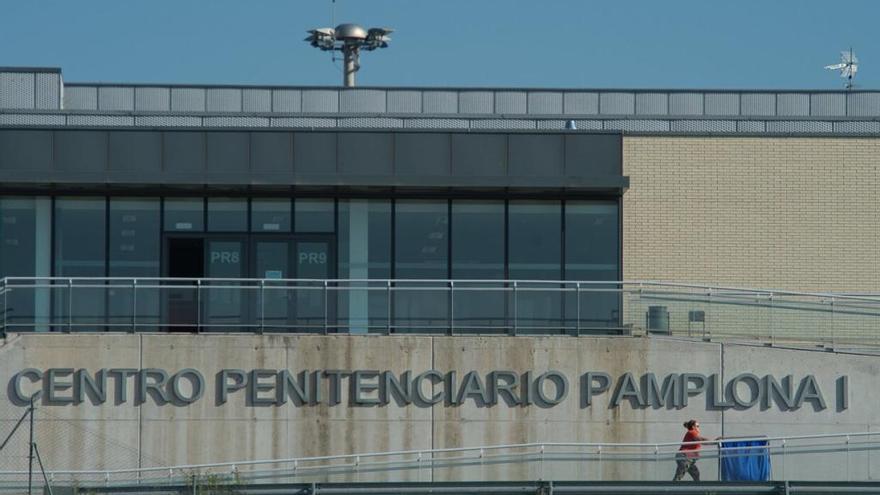 Vista exterior del centro penitenciario de Pamplona.