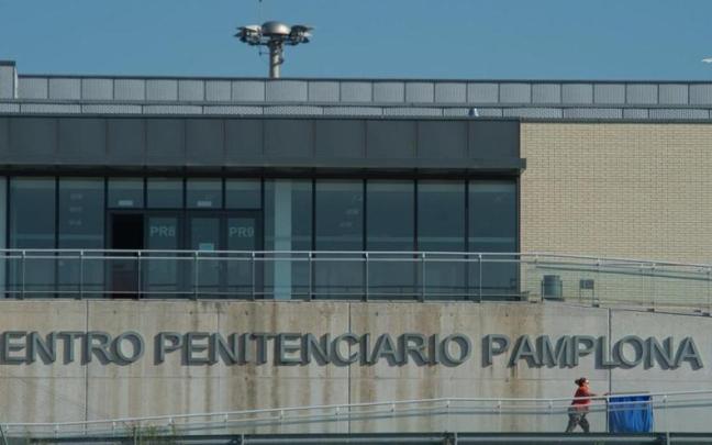 Vista exterior del centro penitenciario de Pamplona.
