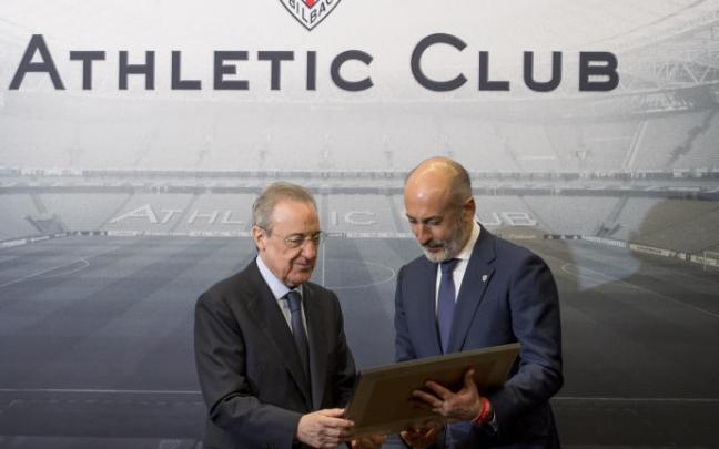 Aitor Elizegi y Florentino Pérez, en una imágen de archivo.