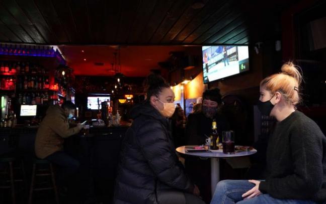 Nuevo plan Bizi Berri IV: la hostelería deberá cerrar antes de la una de la madrugada Nuevo plan Bizi Berri IV: la hostelería deberá cerrar antes de la una de la madrugada