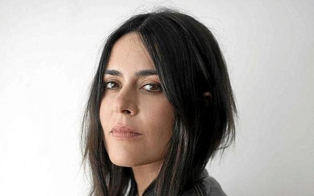 Maika Makovski, cantante, instrumentista, compositora, actriz y presentadora.