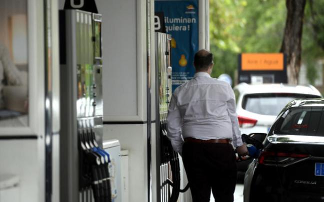 El precio de los carburantes prosigue su escalada. El precio de los carburantes prosigue su escalada.