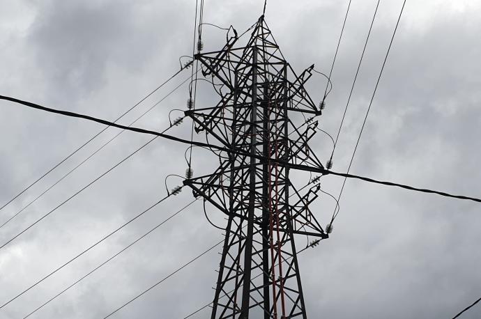 Una torre eléctrica.