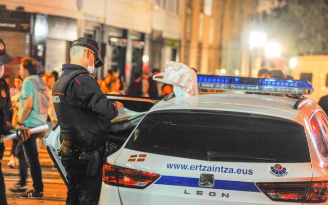 Una patrulla de la Ertzaintza.