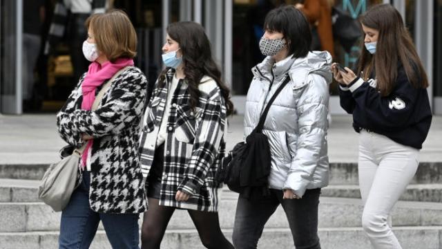 El Gobierno vasco aboga porque el uso de la mascarilla sea obligatorio en exteriores.