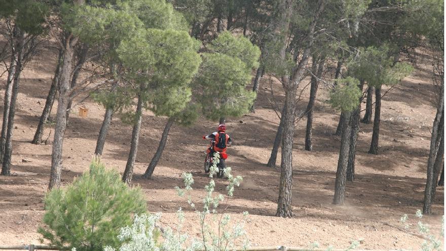 Imagen del motorista sancionado.