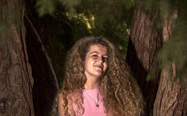 La actriz navarra Ainara P&eacute;rez debuta en el cine como Luc&iacute;a en &lsquo;T&uacute; no eres especial&rsquo;.