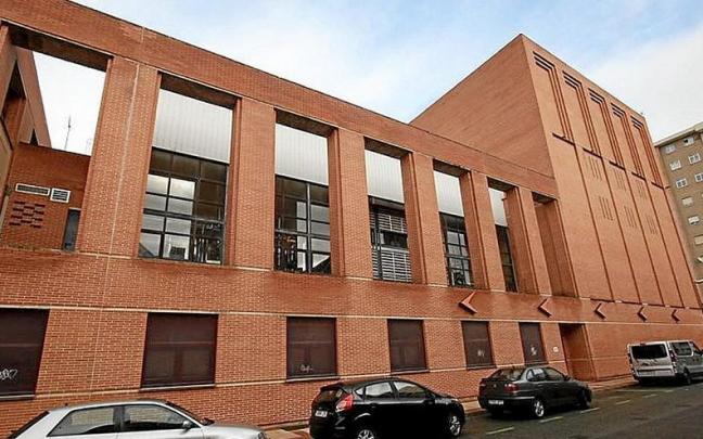 Fachada del Auditorio de Barañáin.