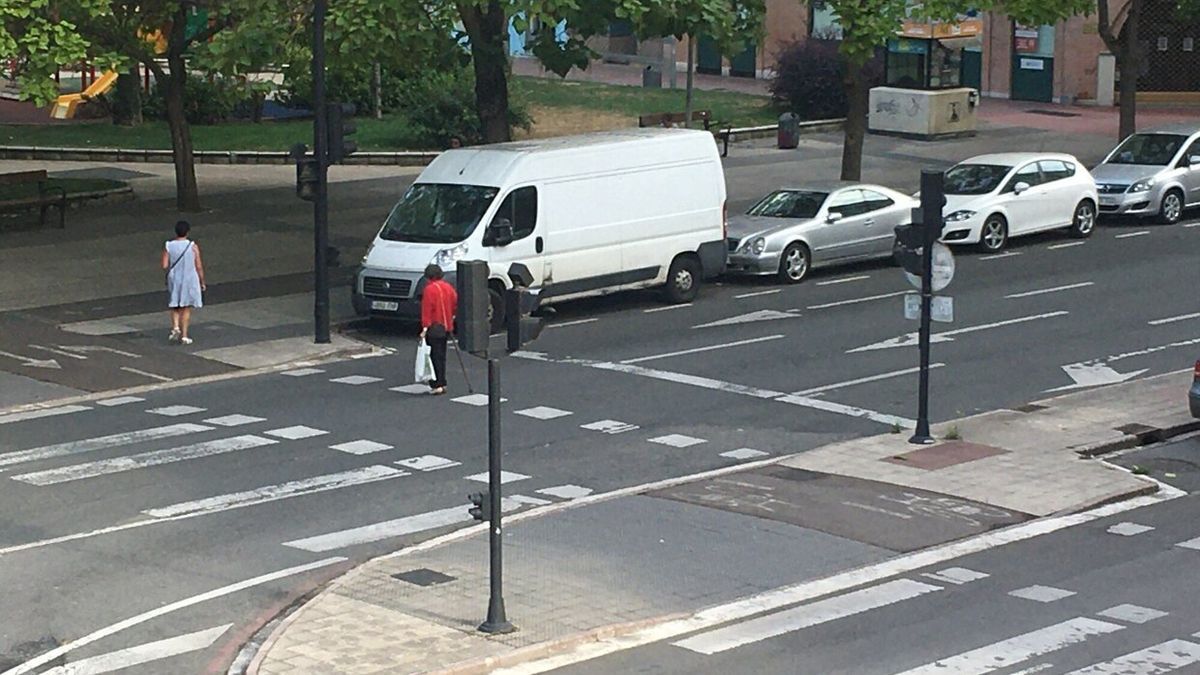 Los semáforos no funcionan en varios puntos de la Avenida Gasteiz y barrio de San Martín