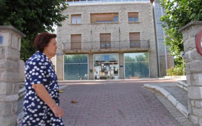 Fachada del Ayuntamiento de Ituña Oka.