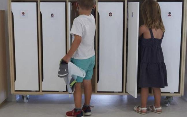 Escolares de 3 años, en un aula de San Fermin ikastola.