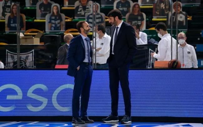 Sito Alonso y Álex Mumbrú, en un encuentro de hace dos temporadas en el Bilbao Arena. Sito Alonso y Álex Mumbrú, en un encuentro de hace dos temporadas en el Bilbao Arena.