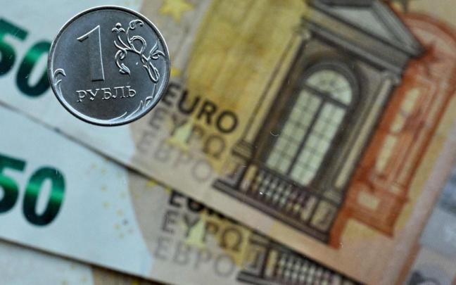 El conflicto entre Rusia y Ucrania ha a&ntilde;adido nuevas incertidumbres al euro.