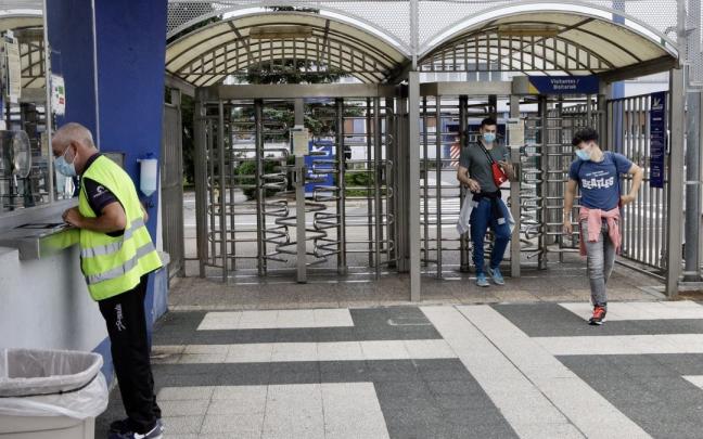 Entrada a la fábrica de Michelin en Vitoria Entrada a la fábrica de Michelin en Vitoria