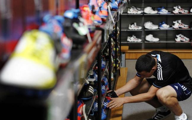 Zapatillas en una tienda de deportes